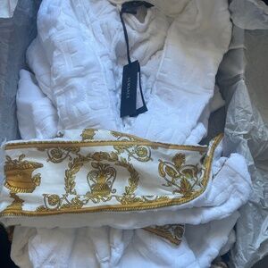 Versace robe size large